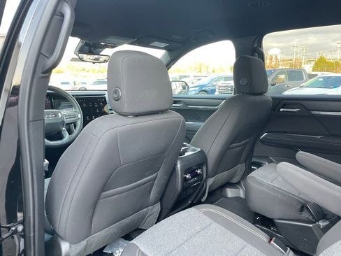 New 2026 GMC Acadia Elevation image 23