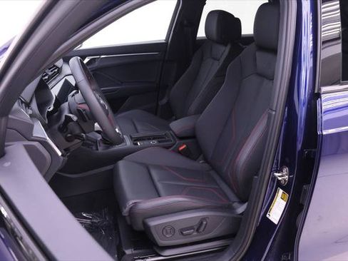 Certified 2025 Audi Q3 2.0T Premium Plus w/ Premium Plus Package AWD/4WD image 7