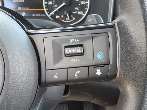 Certified 2023 Nissan Rogue SV image 20