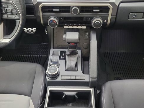 Used 2024 Toyota Tacoma TRD Sport image 13