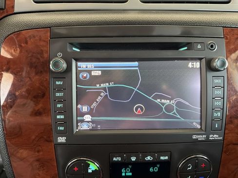 Used 2012 Chevrolet Suburban LTZ AWD/4WD image 15