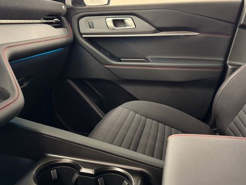 New 2026 Ford Explorer ST-Line w/ Premium Package image 32