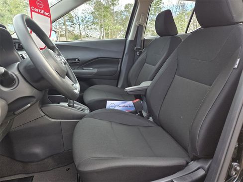Certified 2025 Nissan Kicks Play S image 10