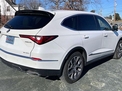 Used 2023 Acura MDX SH-AWD w/ Technology Package image 8