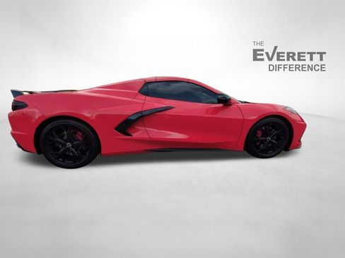 Used 2022 Chevrolet Corvette Stingray Premium Conv w/ Z51 Performance Package RWD image 3
