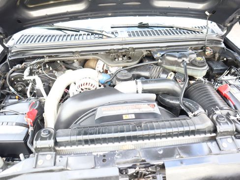 Used 2006 Ford F250 Lariat image 17