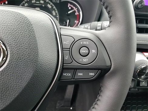 Used 2025 Toyota RAV4 XLE image 15