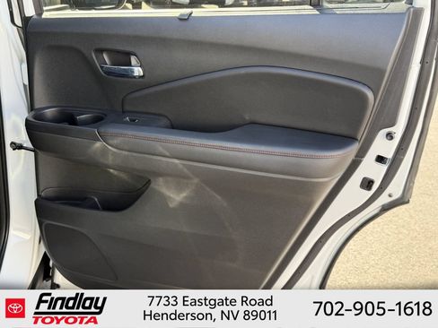 Used 2022 Honda Pilot Black Edition image 18