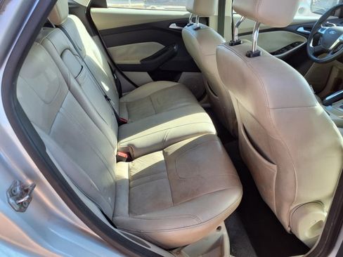 Used 2012 Ford Focus SEL image 15