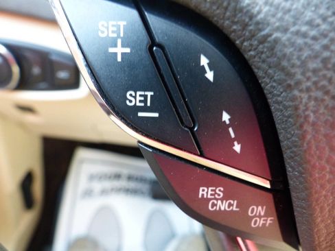 Used 2015 Lincoln MKC Base AWD 4dr SUV w/ Equipment Group 102A Reserve image 30