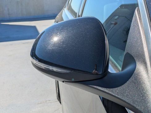 Used 2025 Mercedes-Benz C 300 Sedan image 10