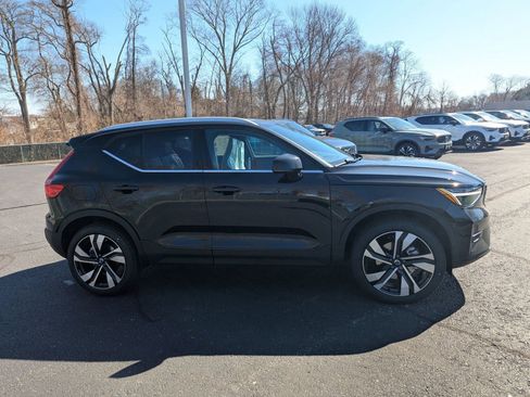 New 2025 Volvo XC40 B5 Plus w/ Protection Package Premier image 3