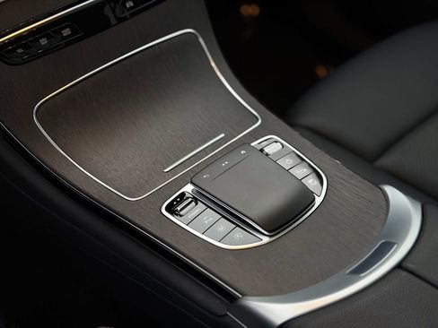 Used 2022 Mercedes-Benz GLC 300 4MATIC image 19