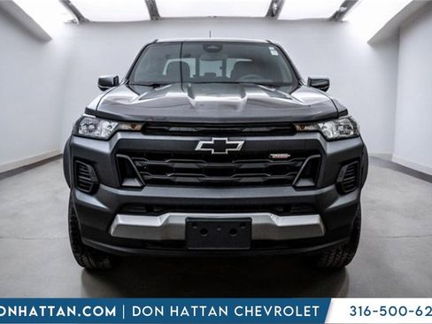 Used 2024 Chevrolet Colorado Trail Boss w/ LPO, Dark Essentials Package image 34