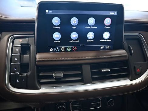 Used 2021 Chevrolet Tahoe High Country w/ Premium Package AWD/4WD image 21
