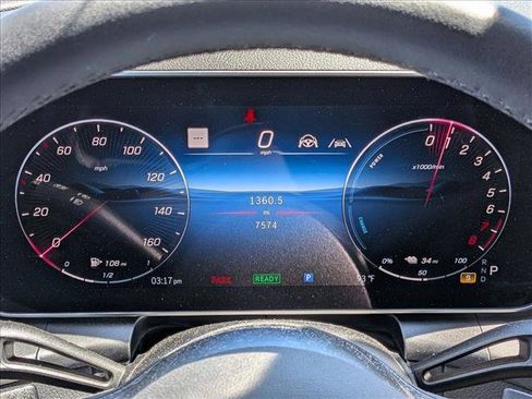 Used 2025 Mercedes-Benz GLC 350e 4MATIC image 10