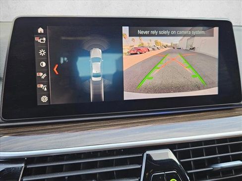 Used 2019 BMW 530e w/ Convenience Package image 13