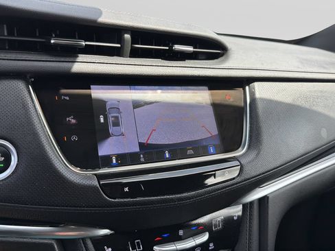 Used 2025 Cadillac XT5 Premium Luxury w/ Technology Package FWD image 14