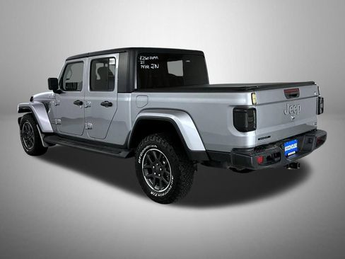 Used 2021 Jeep Gladiator Overland AWD/4WD image 8
