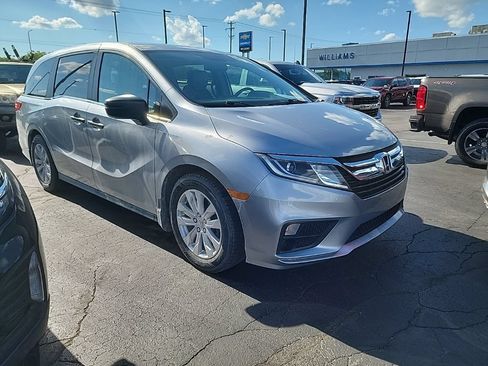 Used 2020 Honda Odyssey LX image 3