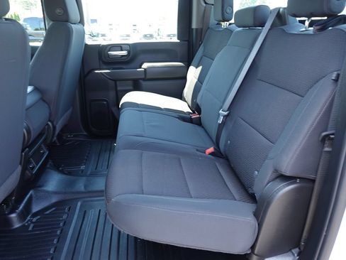 Used 2025 Chevrolet Silverado 2500 W/T AWD/4WD image 22