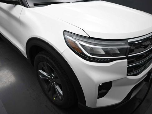 New 2026 Ford Explorer Active w/ Active Comfort Package AWD/4WD image 20