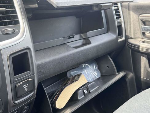 Used 2022 RAM 1500 Warlock AWD/4WD image 11