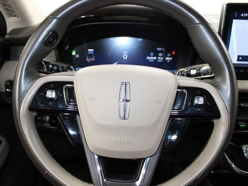Used 2023 Lincoln Corsair FWD image 36