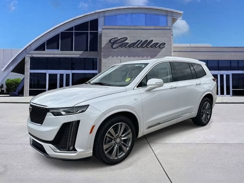 Used 2025 Cadillac XT6 Premium Luxury AWD/4WD image 1