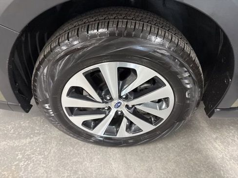 Used 2023 Subaru Outback Premium w/ Popular Package #1 image 30