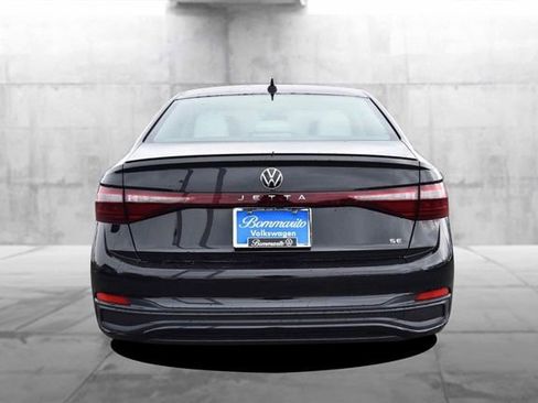 New 2026 Volkswagen Jetta SE image 6