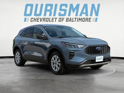 Used 2024 Ford Escape Active AWD/4WD image 1