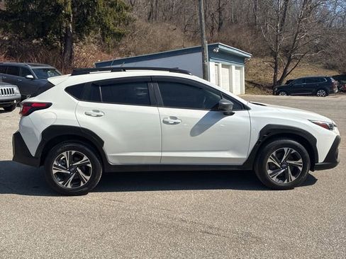 Used 2024 Subaru Crosstrek 2.0i Premium image 6