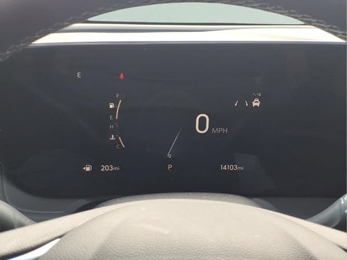 Used 2025 Buick Encore GX Avenir w/ Avenir Technology Package FWD image 23