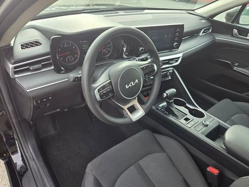 Used 2022 Kia K5 LXS image 9