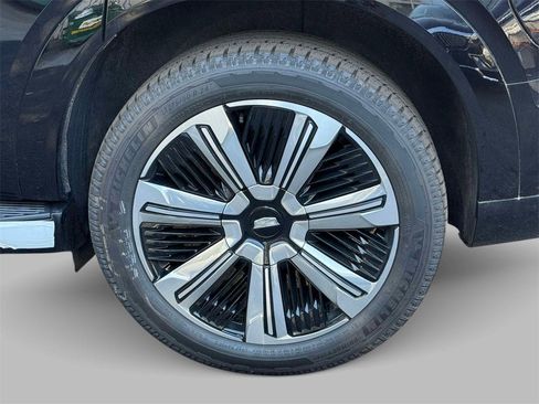 New 2025 Cadillac Escalade IQ Luxury 1 image 12