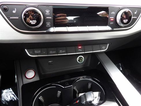 Used 2021 Audi S4 Premium Plus image 40