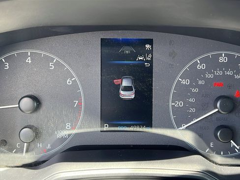 Used 2024 Toyota Corolla LE FWD image 24