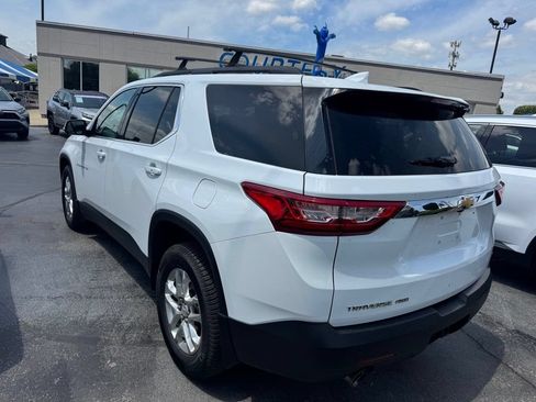 Used 2020 Chevrolet Traverse LT w/ Driver Confidence II Package AWD/4WD image 2