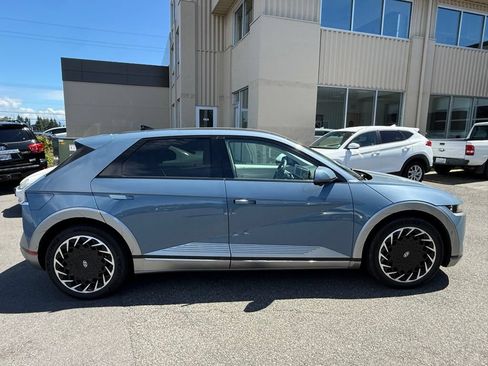 Used 2024 Hyundai Ioniq 5 Limited AWD/4WD image 2