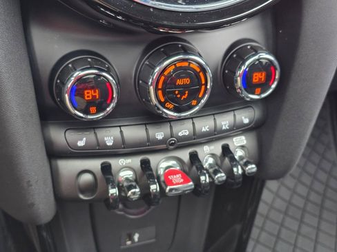 Used 2023 MINI Cooper S image 15