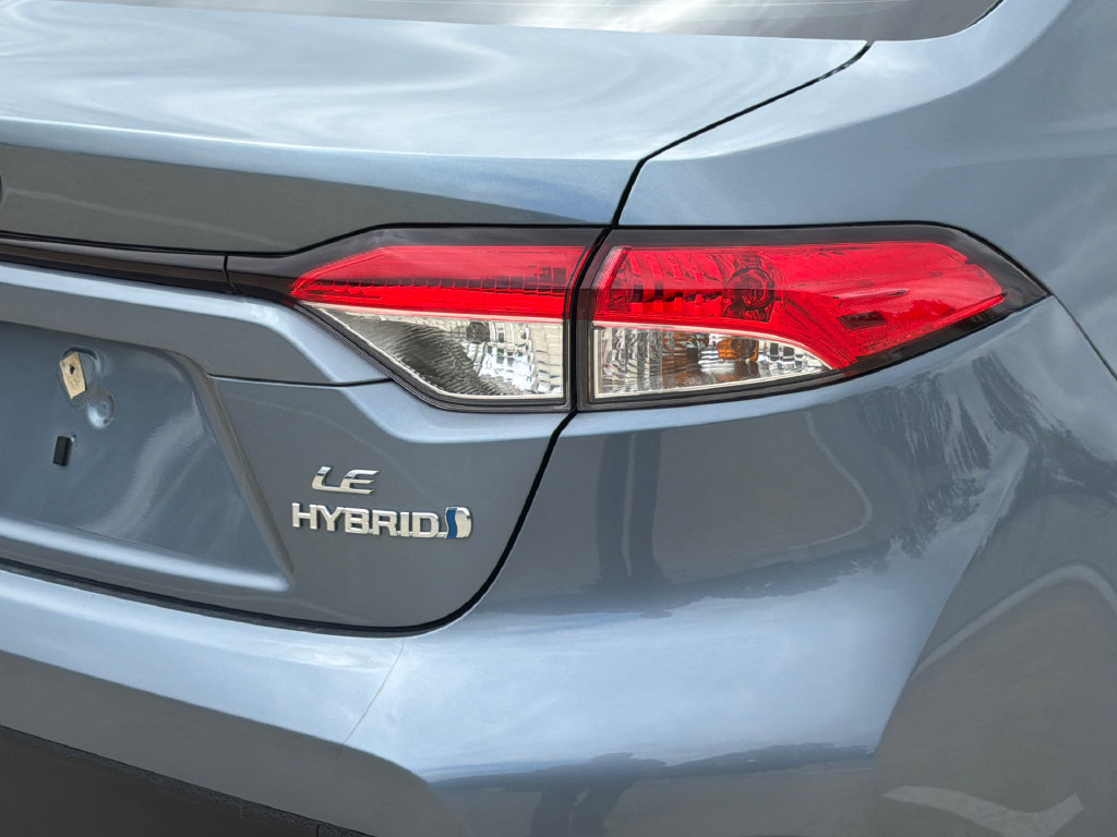 Used 2023 Toyota Corolla LE FWD image 5