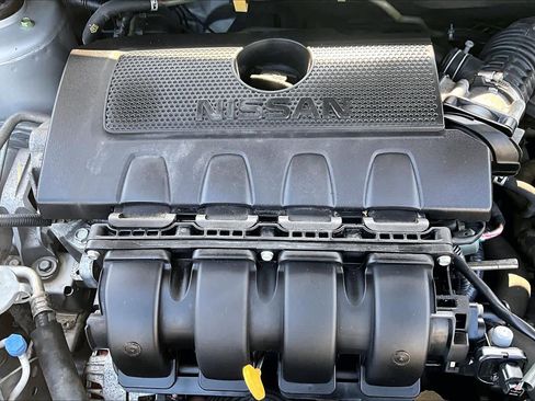 Used 2019 Nissan Sentra SV FWD image 33