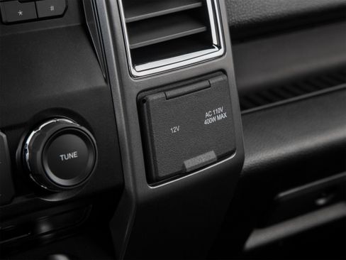 Used 2016 Ford F150 XLT w/ Equipment Group 302A Luxury RWD image 40
