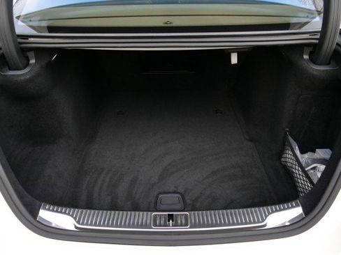 Used 2023 Mercedes-Benz S 580 4MATIC Sedan image 47