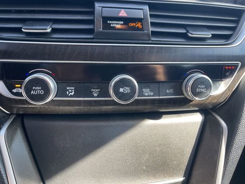 Used 2018 Honda Accord EX-L image 25