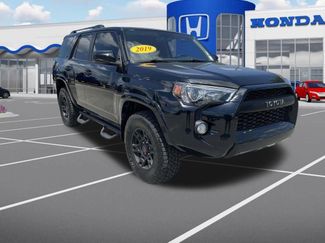 Used 2019 Toyota 4Runner SR5 AWD/4WD video 1
