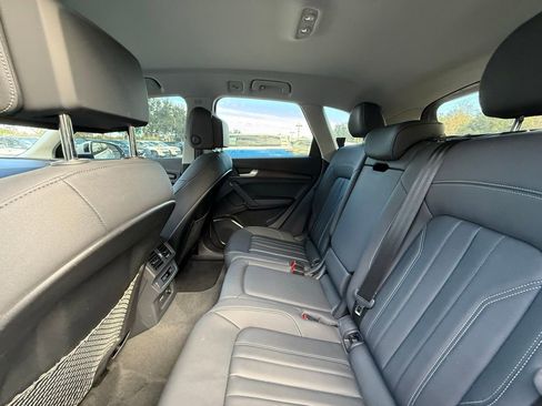 Used 2023 Audi Q5 2.0T Premium w/ Convenience Package image 16