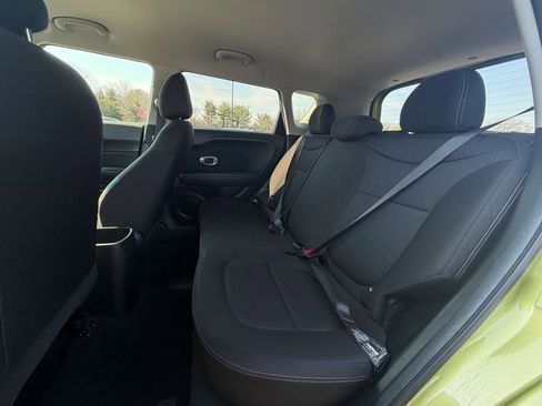 Used 2017 Kia Soul image 21