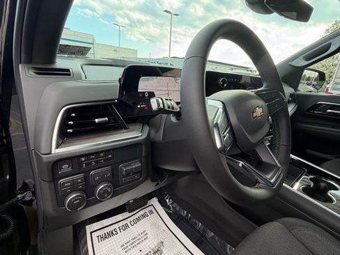 New 2026 Chevrolet Suburban LS w/ Max Trailering Package AWD/4WD image 33